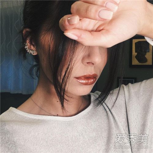 吃土色口红适合黄皮吗 吃土色口红怎么擦好看