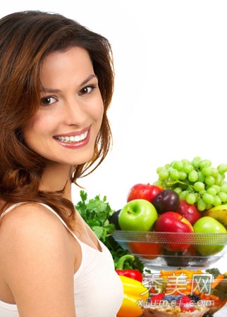 排毒食物：粗粮+水果 助你清除毒素