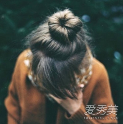 花苞头的扎法图解 不用盘发器也有立体感