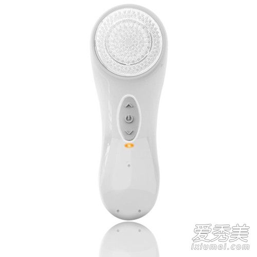洁面仪用什么洗面奶 洁面仪可以去黑头吗 洁面仪怎么去黑头