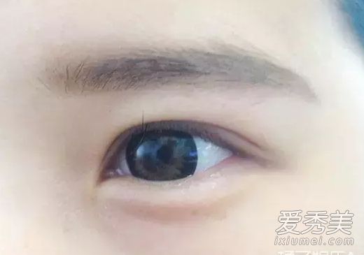 手残党画眉神器 图解眉卡的使用方法 眉卡的使用方法