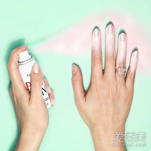 试试这些韩国流行的四款特殊指甲油 指甲油什么牌子好