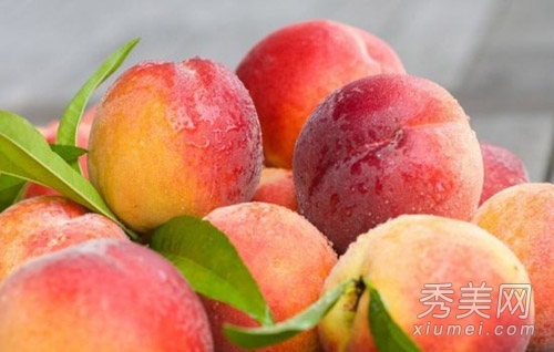 8种常见水果堪称天然“护发素”