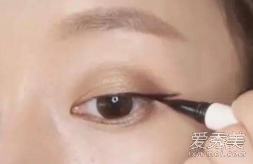 深圳女割雙眼皮慘死！不如學化妝變雙眼皮 單眼皮化妝技巧