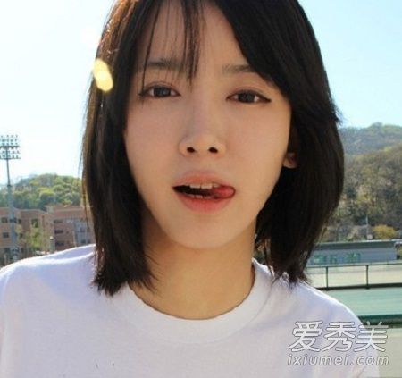 长发才有女人味?女生时尚短发发型每一款都招人喜欢