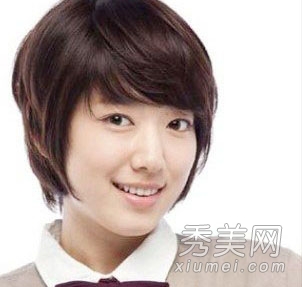 宋慧乔尹恩惠示范 春季流行的韩式短发