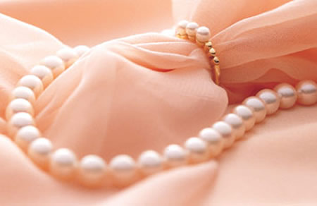 珍珠粉巧变自制面膜来护肤