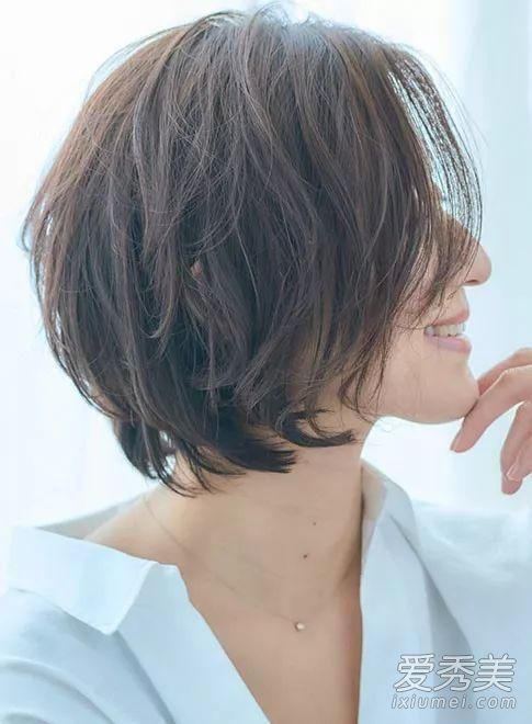 2018流行短碎发自然发型女 30+减龄就选这几款