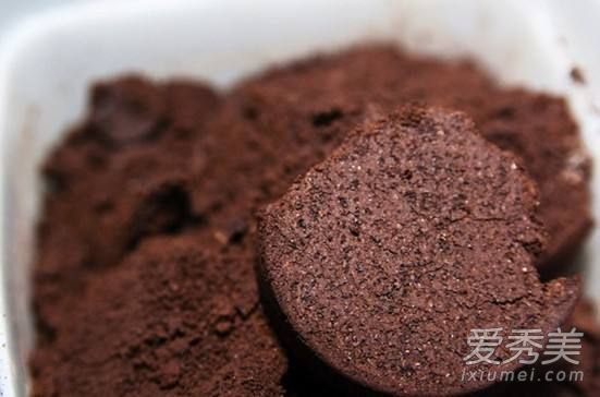 咖啡渣怎麼做麵膜 咖啡渣麵膜的好處和壞處