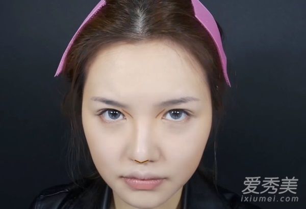 亚洲女生学起来：超详细的混血妆容教程 混血妆容的画法