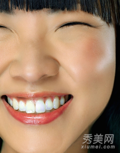 日常7大恶习 让你牙齿泛黄变黑