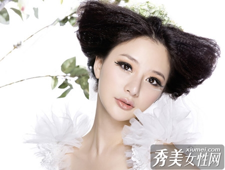 派对月肌肤恋上“膜”法 水润重现