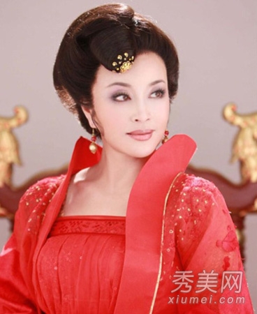 化妆+美容2012“逆生长”高龄女星