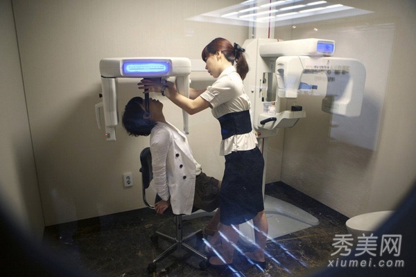 韩国“人造美女”大赛 5位选手整容手术过程
