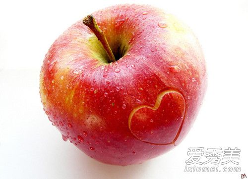 蘋果片敷臉有什麼好處 蘋果片敷臉可以去黑眼圈嗎