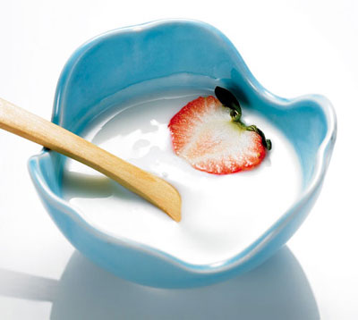 草莓酸奶面膜怎么做 草莓酸奶面膜功效有哪些