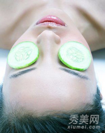 自制水果面膜禁忌 小心让你变“黑脸”