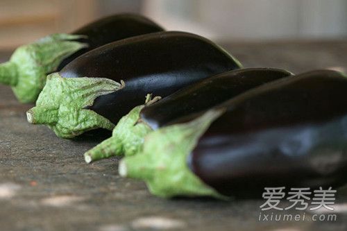茄子皮祛斑能长期使用吗 茄子皮敷脸后要清洗吗