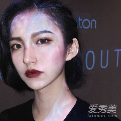 秋季补水和保湿可以同时进行吗 秋季要更换护肤品吗