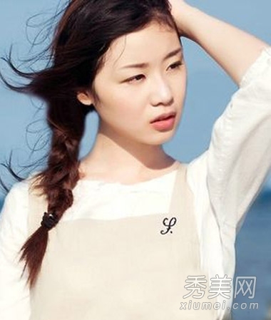 春夏最简单长发扎法 时尚清爽好打理