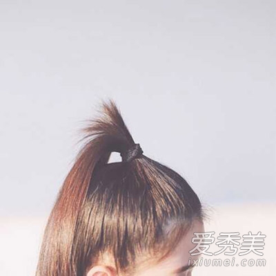 丸子头扎法图解 3分钟变韩范美妞