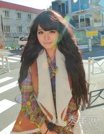 秋季韩国女生最潮发型 甜美时尚