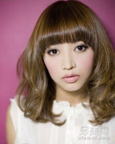齐刘海弄什么发型好看 9款女生发型超流行