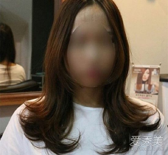 学韩国女生留中长发 时髦又减龄！ 中长发型女