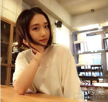 短发弄什么卷好看 10款短发卷发造型分享 短发卷发图片