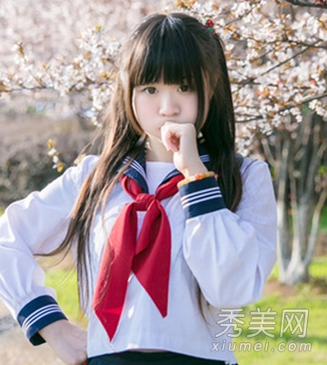 日係校園甜美女生發型 穿校服最清純