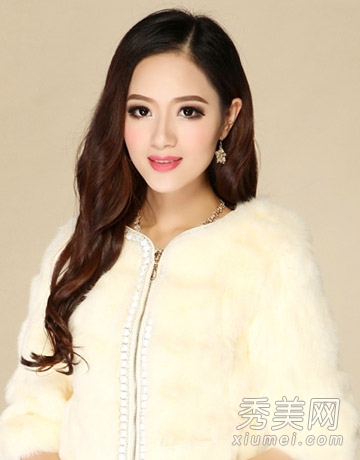 2014流行女生发型推荐 气质卷发最热