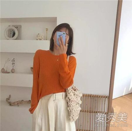 衬衫,针织品,t恤...什么样的搭配是春装中最外国的风格?