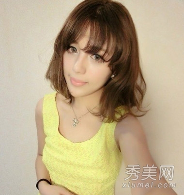 2014最抢眼短发发型分享 齐刘海更可爱