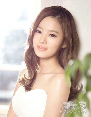 夏季清爽美娇娘 13款韩式新娘发型图片