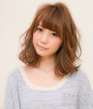 10款女生流行短发发型 春夏清新甜美风