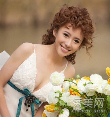 爱情公寓4刘萌萌饰若澜 长卷发被封新女神