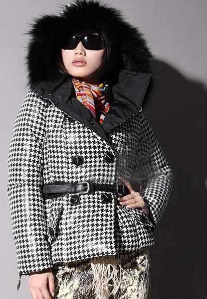 冬季保暖的修身短羽绒的首选