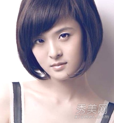 女生帅气直短发发型图片 秋季最时尚