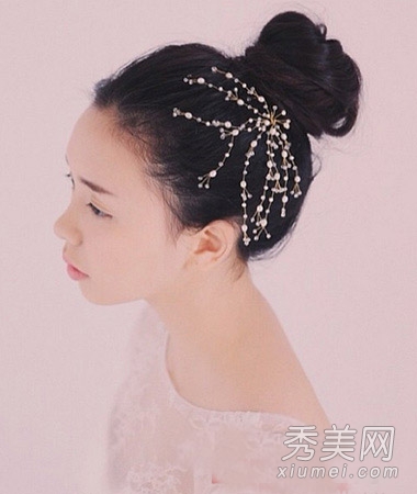 丸子头怎么扎最清爽可爱 9款扎发超流行