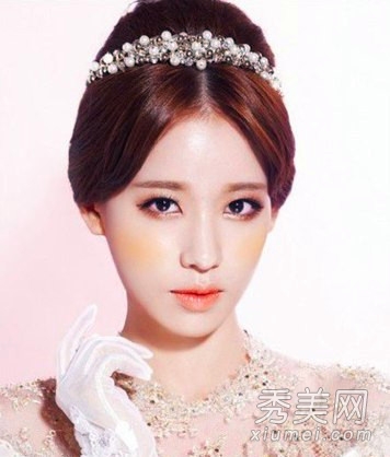 高贵范韩式新娘发型 彰显精美优雅气质