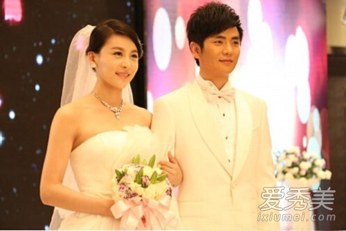 《妻子的谎言》贾青 清纯发型成新收视女王