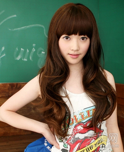 2012最新韩式卷发发型 打造温柔淑女范