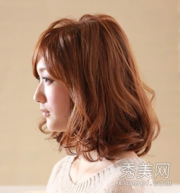 最新日系梨花头发型 绚丽染发更显时尚