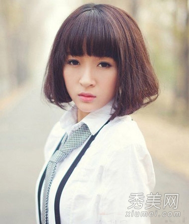 2014最新短发烫发 娇小女生这样弄最好看
