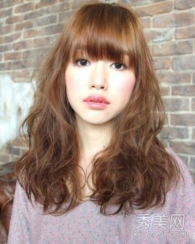 齐刘海弄什么发型好看 9款女生发型超流行