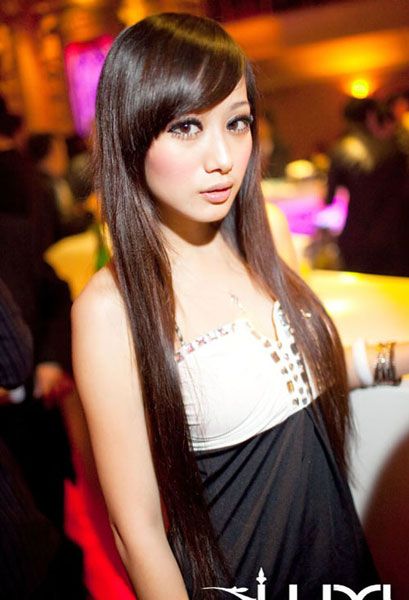 台北第一姐妹的性感派对礼服