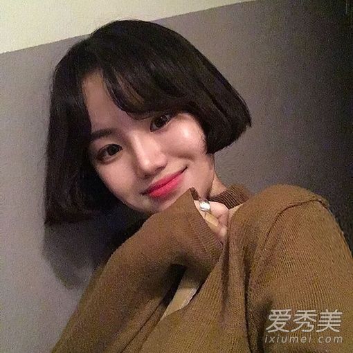 短发百看不厌？年底就靠这14款发型变美 流行什么发型女