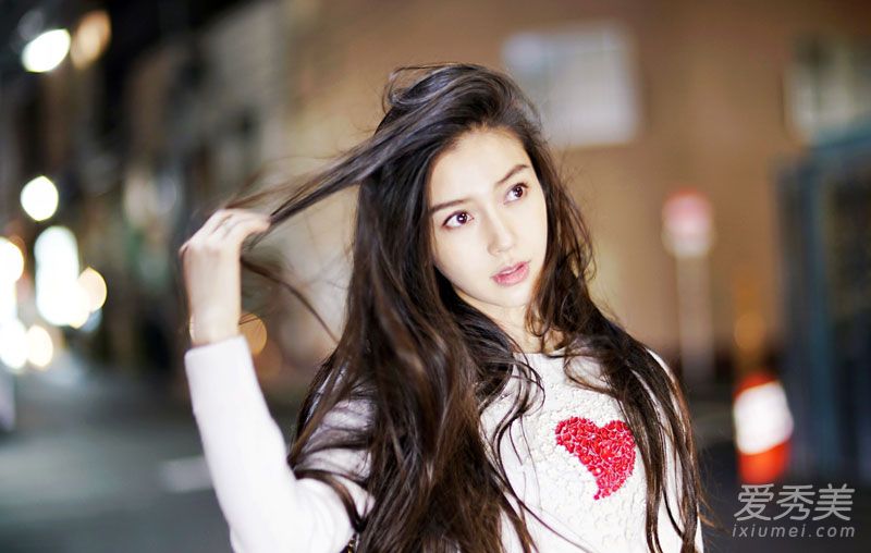 陈妍希angelababy示范 长短发加点“空气感”超仙 空气感发型