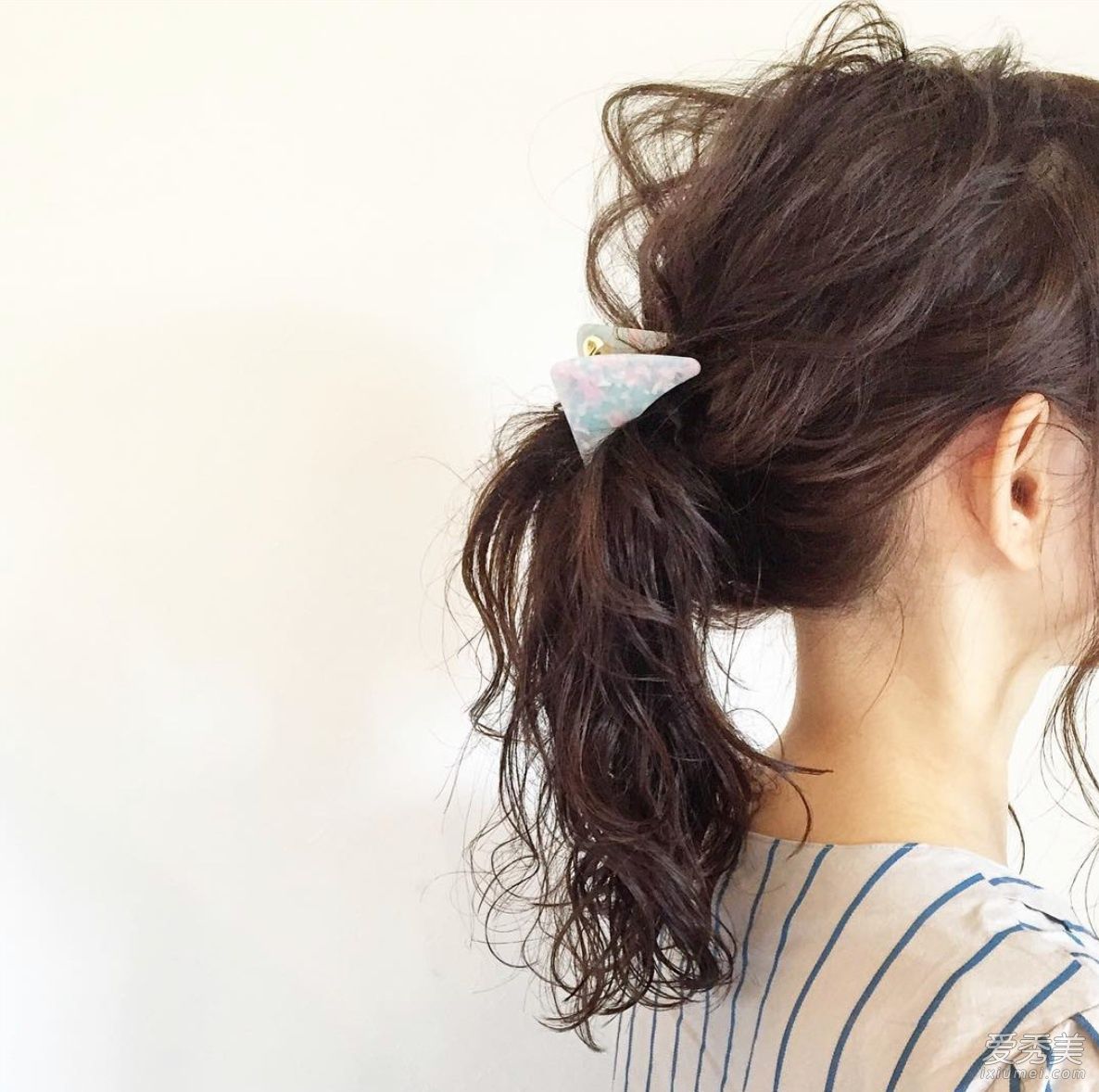 夏末秋初怎么扎头发好看 学学日本妹子的小心机 怎么扎好看的扎发