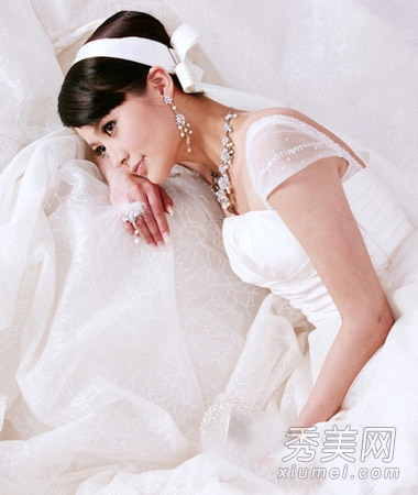 2014韩式新娘发型图片 简单成就美丽